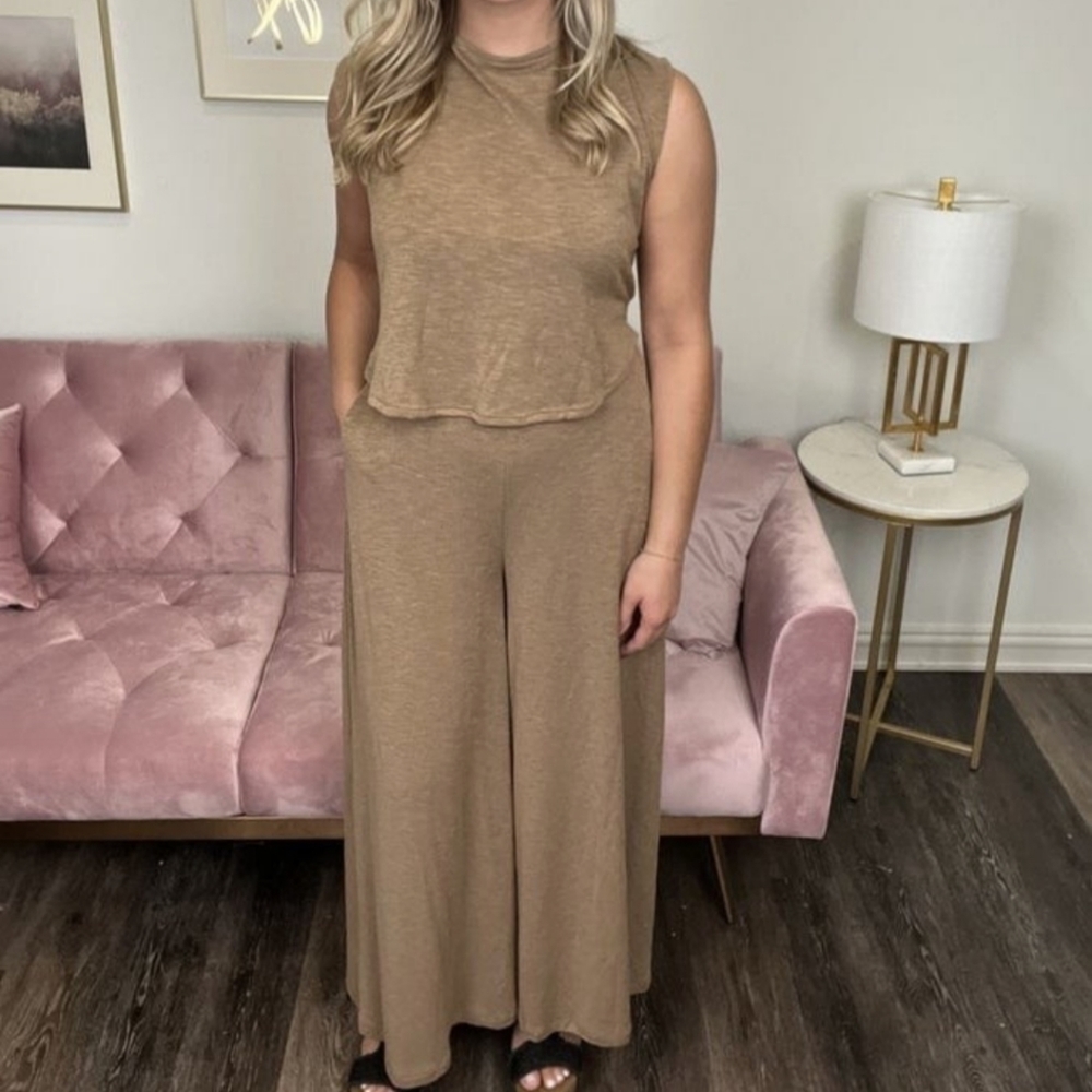 New Bucketlist Jumpsuit. Large